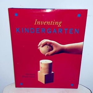 Inventing Kindergarten 📚 Norman Brosterman ✍️​​​​
